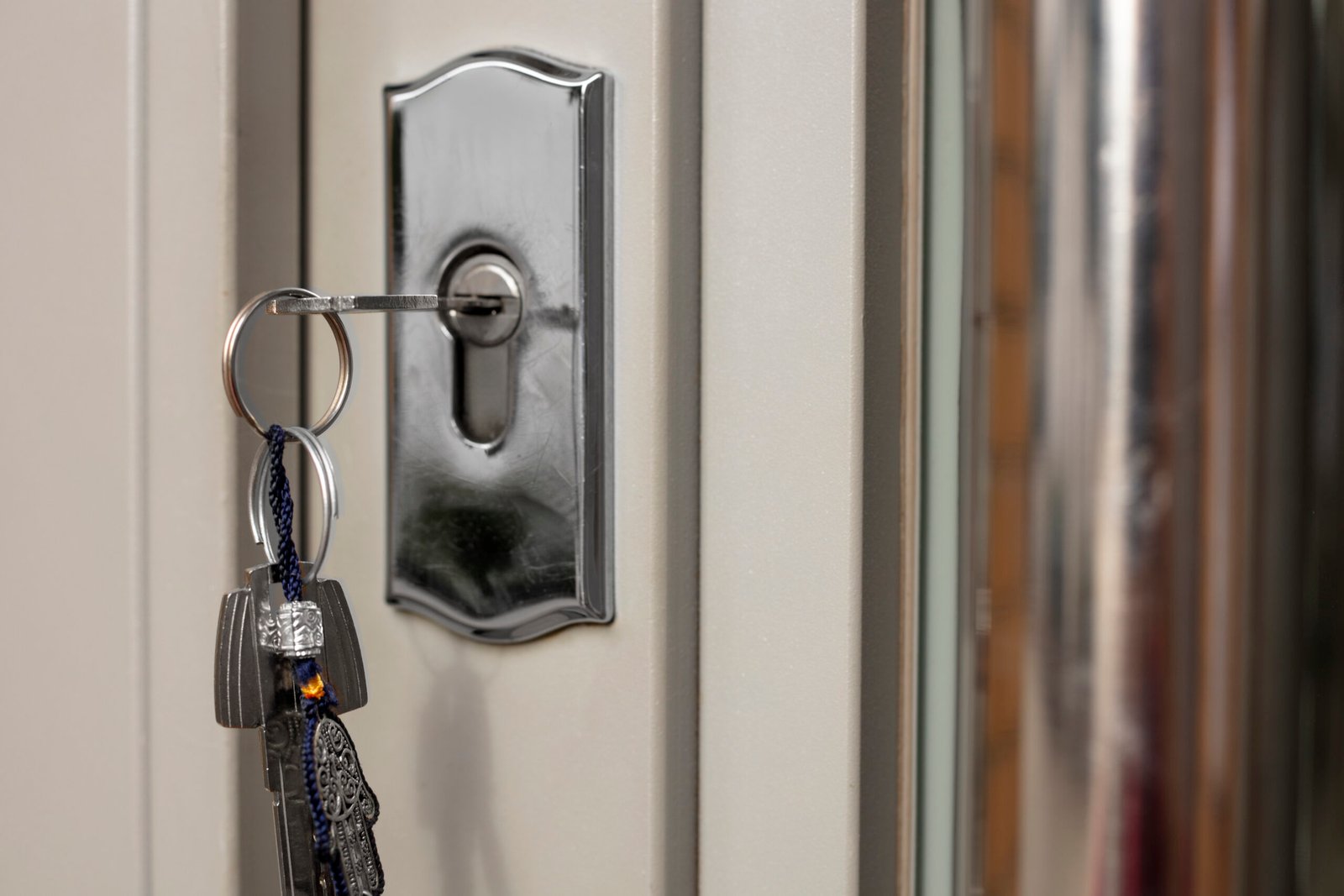 metallic-key-door-lock dépannage serrurerie